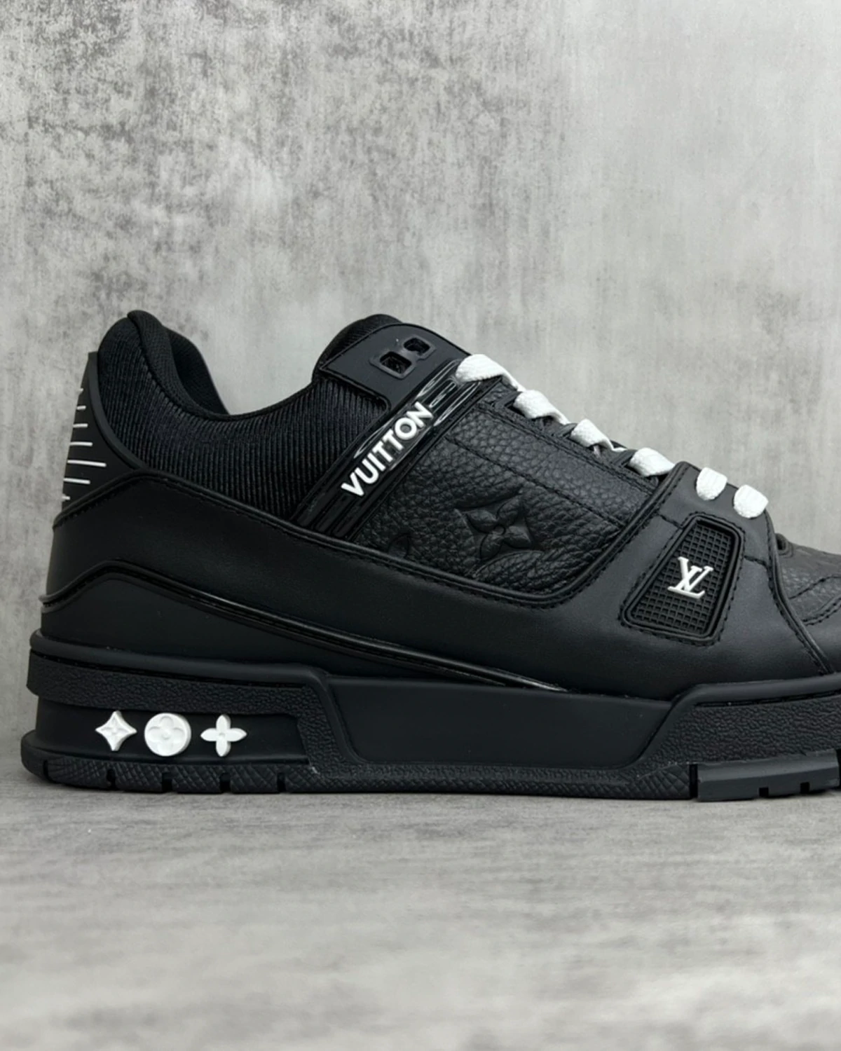 louis-vuitton-lv-trainer-sneaker--BO9U5PMI02_PM1_Side view (9) Kivne Louis Vuitton LV Trainer Sneaker "All Black"