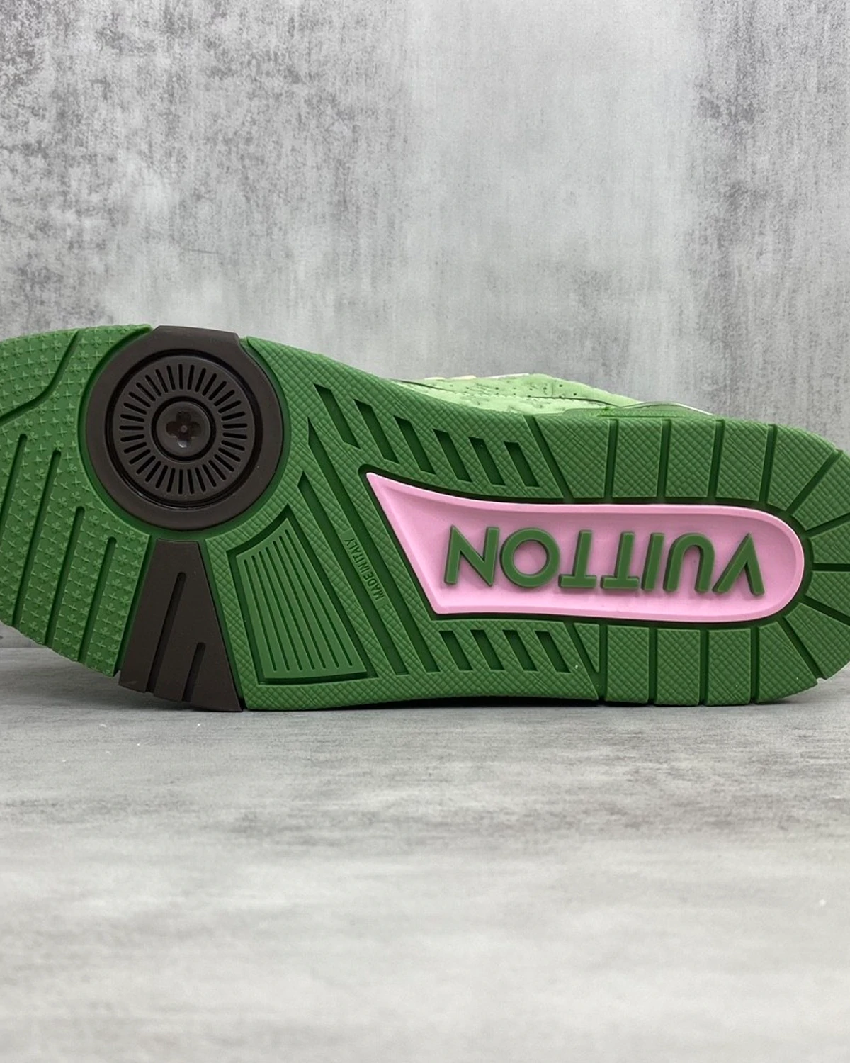 louis-vuitton-x-tyler-the-creator-lv-trainer-neon-green (3) kivne Louis Vuitton x Tyler the Creator Trainer “Green” sneakers