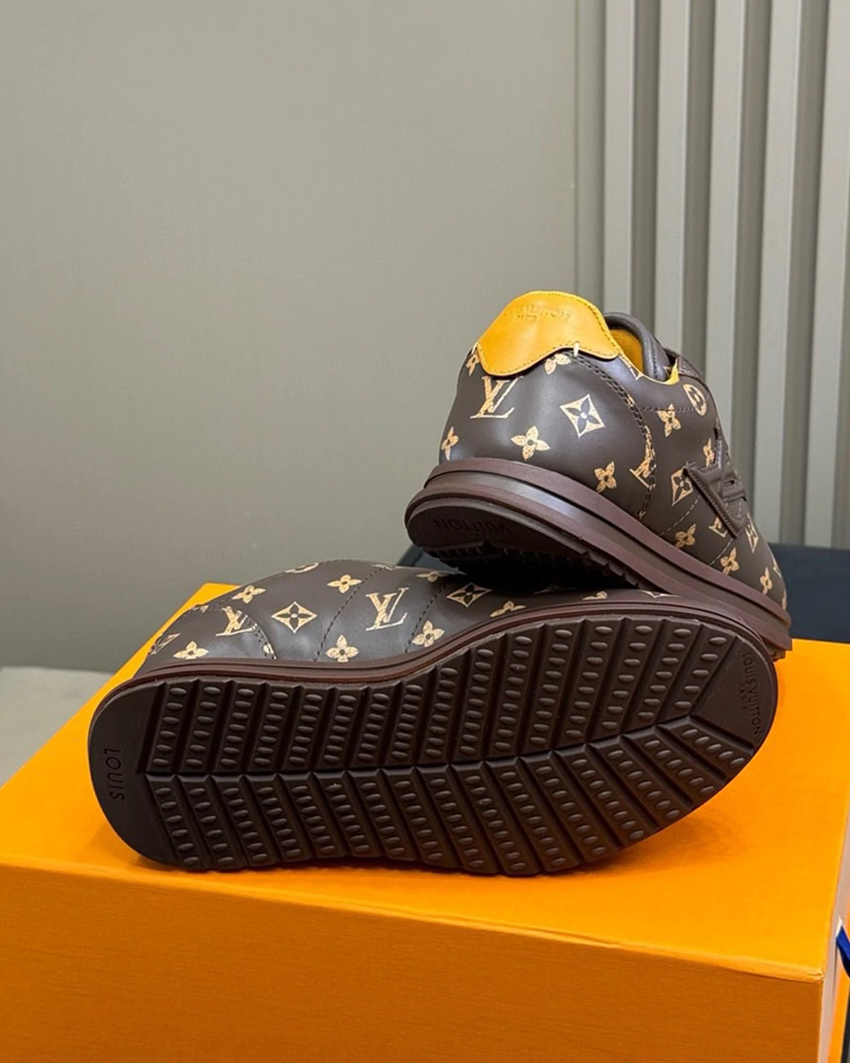 6 KIVNE LV BUTTERSOFT Sneaker