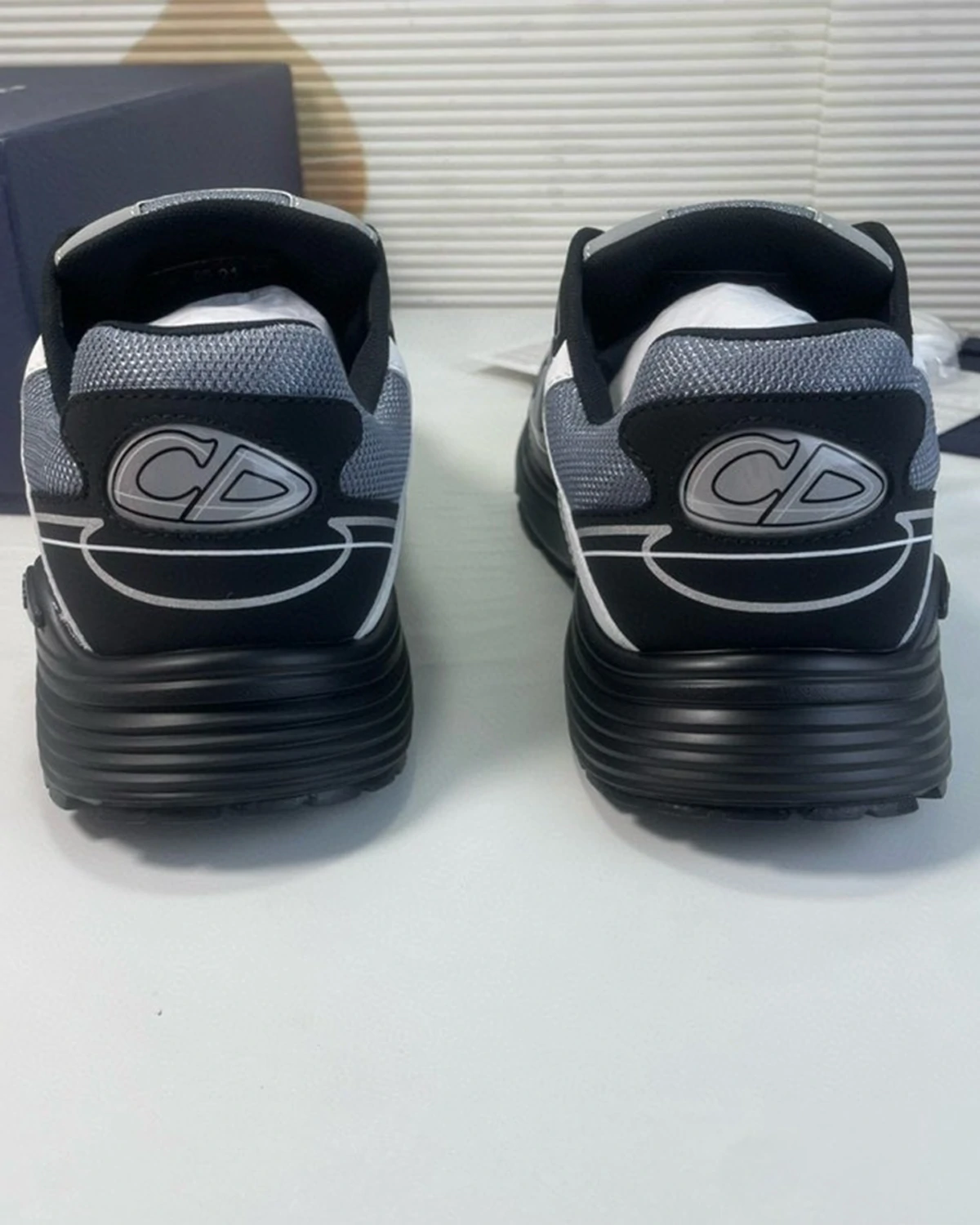 dior-b30-countdown-sneakers-grey. (5) Kivne Dior B30 Countdown Sneakers ”Grey“