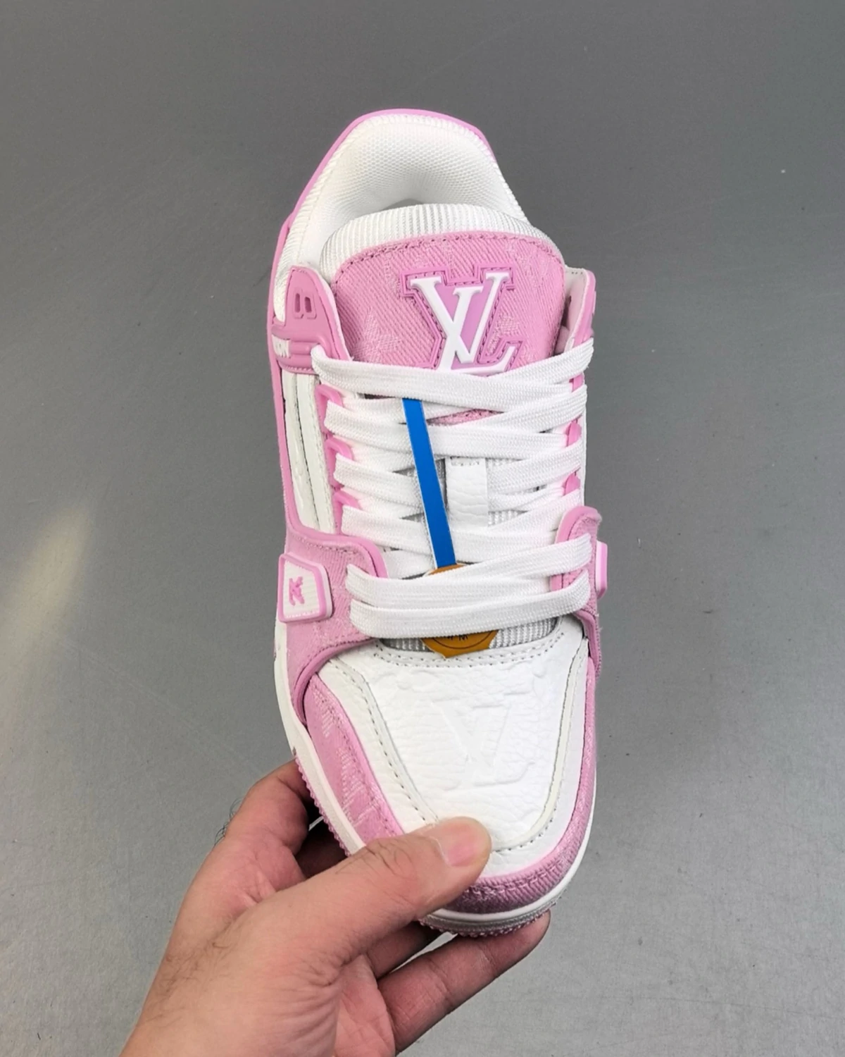 louis-vuitton-lv-trainer-pink (4) Kivne Louis Vuitton LV Trainer – Pink