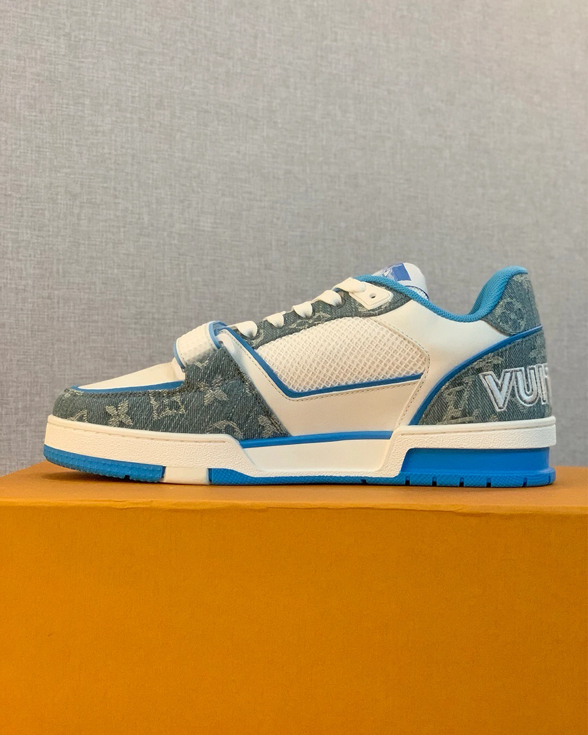 Kivne Louis Vuitton Trainer