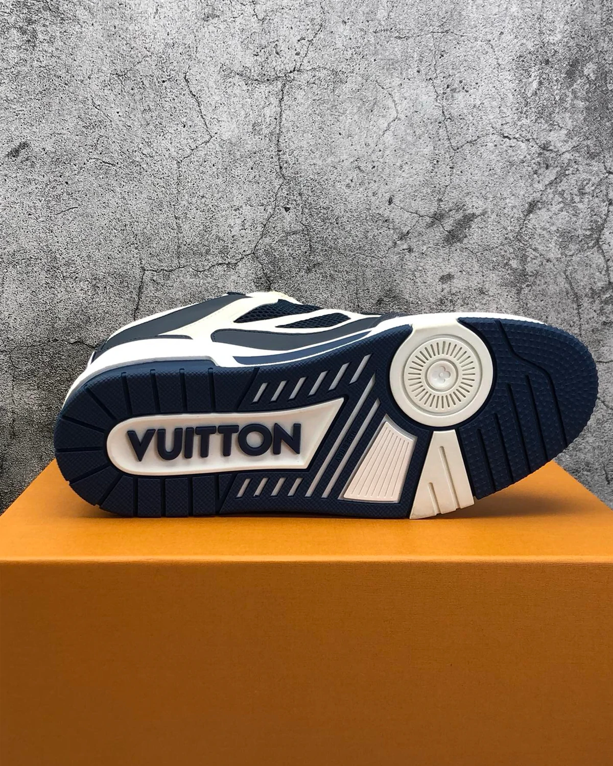 lv-skate-sneakers-blue-men-luxury-fashion-shoes (6) Kivne LV Skate Sneakers Blue