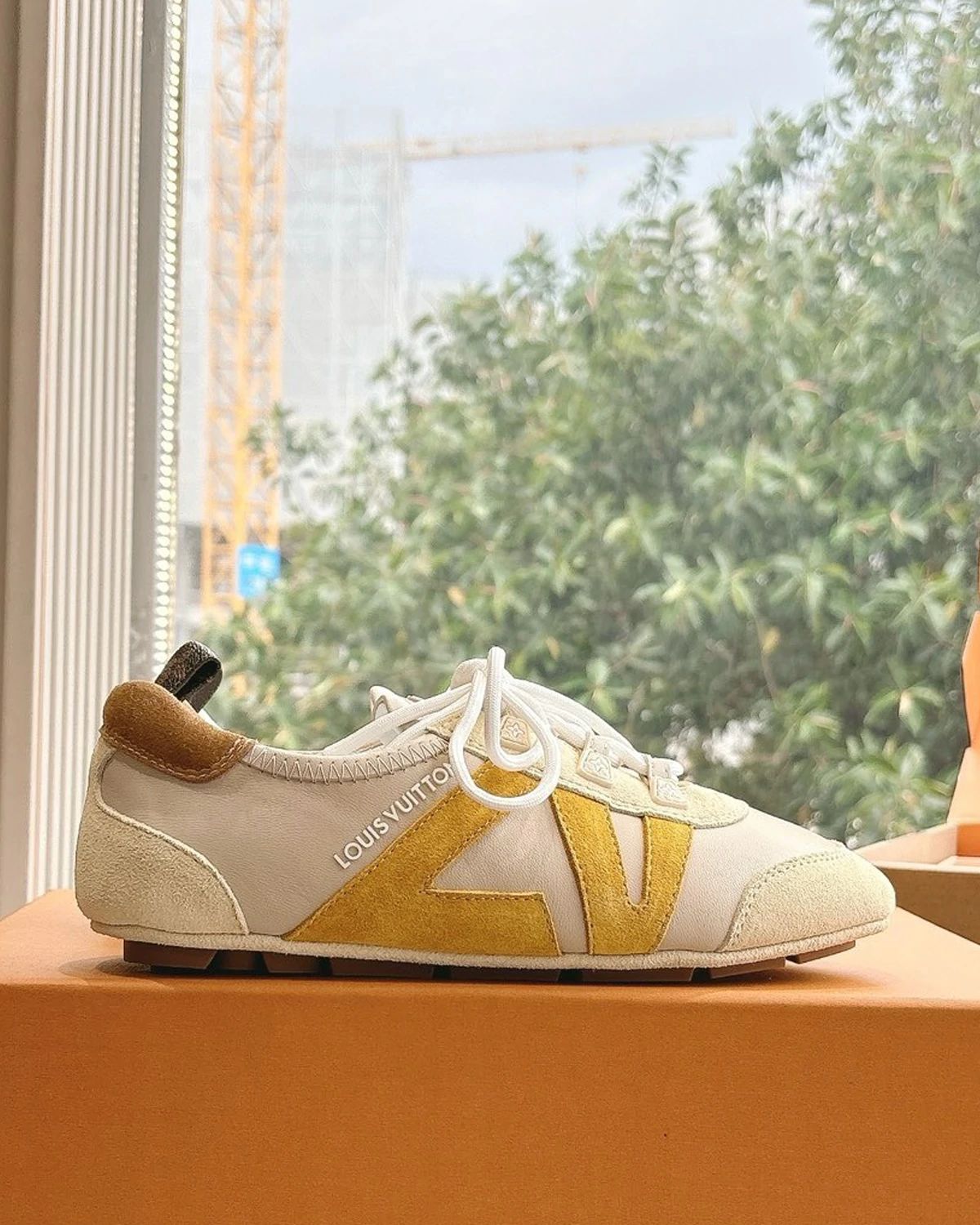 Kivne LV Sneakerina