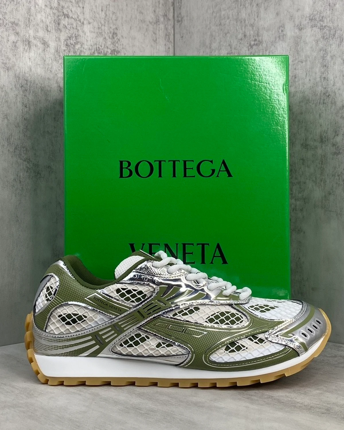Kivny Orbit Metallic Net Runner Sneakers In Limone