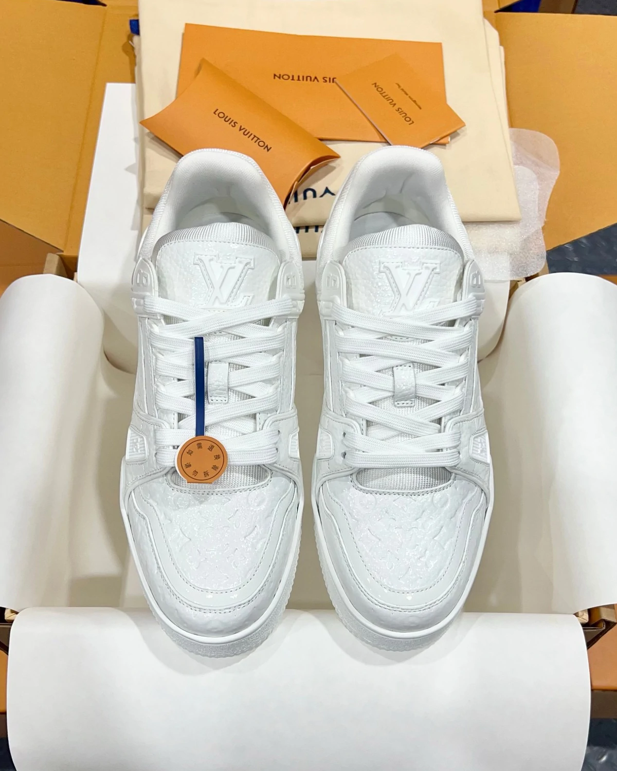 louis-vuitton-trainer-white-sport-shoes-lv-sneakers (3) Kivny LV Trainer White Sport Shoes